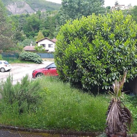 Ferienwohnung Studio Cosy Au Pied Du Massif De Belledonne Corenc Exterior foto